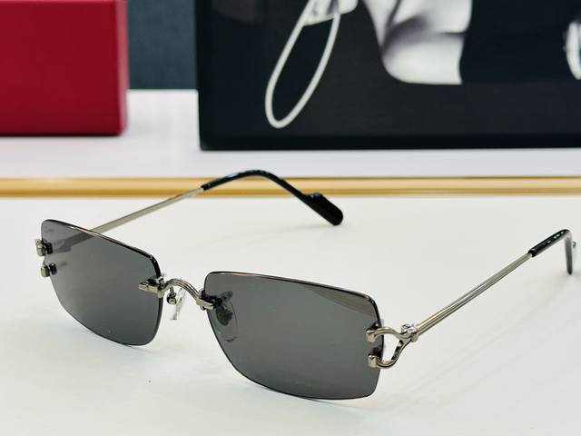 cartie* Cartie sunglasses Ct0550S Size: 56 mouth 18-145 Electroplating craftsman cartie* Cartie sunglasses Ct0550S Size: 56 mouth 18-145 Electroplating craftsman