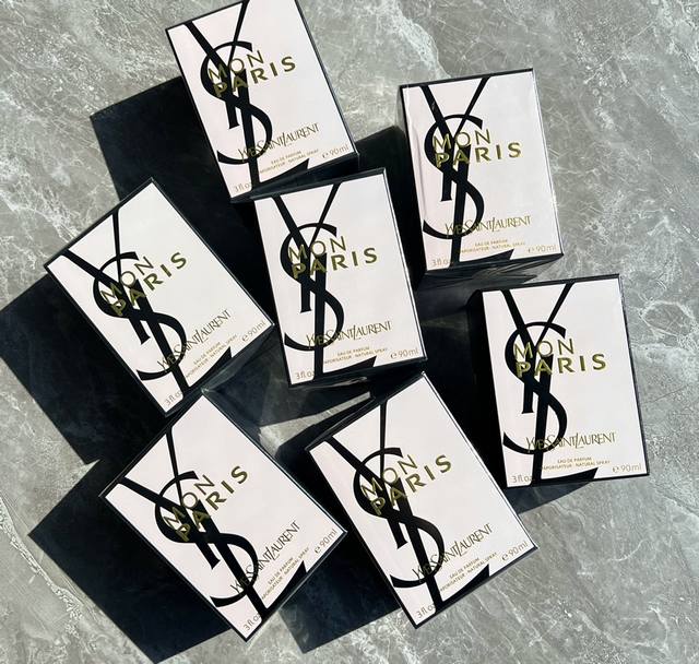 Original quality Yves Saint Laurent Paris Reverso is now customs-cleared! It's Original quality Yves Saint Laurent Paris Reverso is now customs-cleared! It's