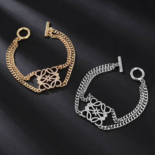 The new Loewe full diamond bracelet is love at first sight! Also included are th The new Loewe full diamond bracelet is love at first sight! Also included are th