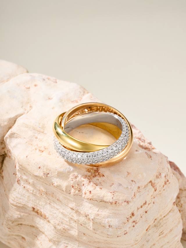 Tinity Triple-Ring Medium Diamond Ring, US Size 6789, each band 3.2mm. Made of y Tinity Triple-Ring Medium Diamond Ring, US Size 6789, each band 3.2mm. Made of y