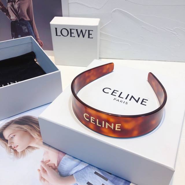 New Arrival: Celine Headband! 1:1 High-Quality Lisa Celebrity Style Headband Mad New Arrival: Celine Headband! 1:1 High-Quality Lisa Celebrity Style Headband Mad