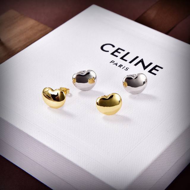 Celine's new earrings feature a unique and distinctive design that will redefine Celine's new earrings feature a unique and distinctive design that will redefine