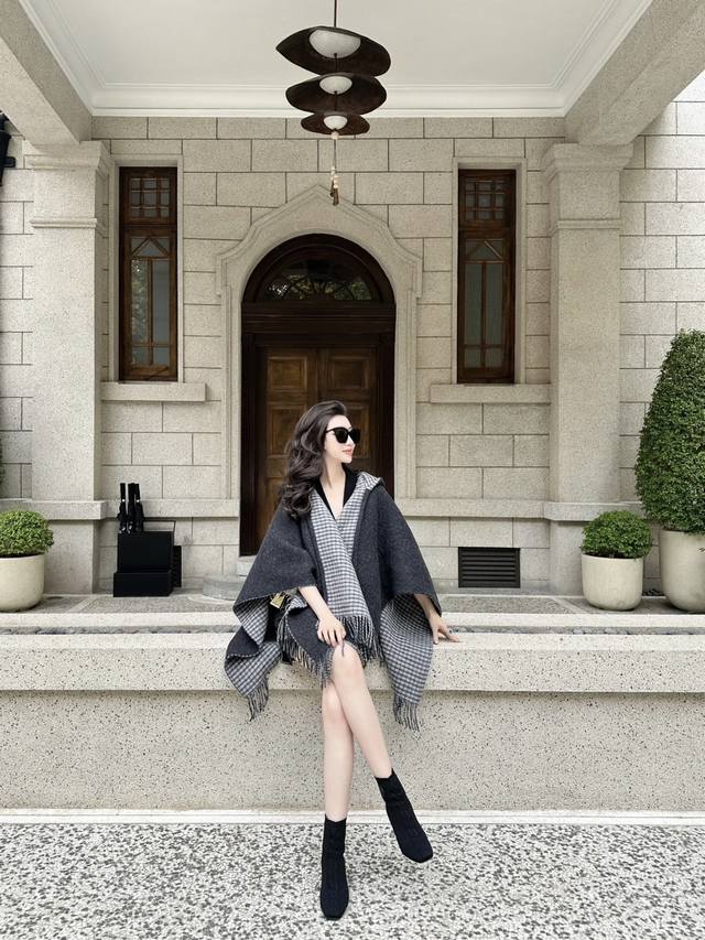 Latest coat-style cape, Fendi reversible hooded cape, a new Fendi cape, another Latest coat-style cape, Fendi reversible hooded cape, a new Fendi cape, another