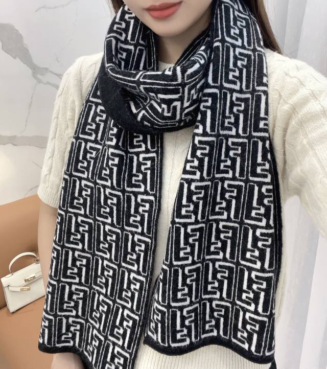 The latest hot item is finally here! A Fendi cashmere scarf, matching the latest The latest hot item is finally here! A Fendi cashmere scarf, matching the latest