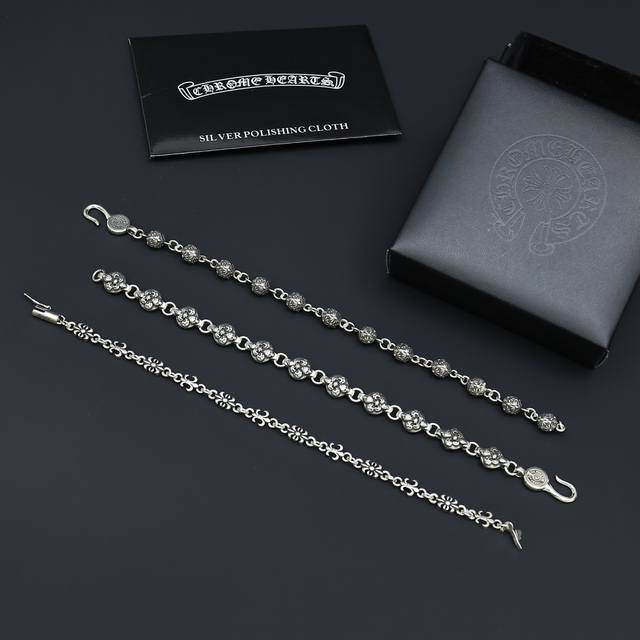 So cool! Latest Chrome Hearts bracelet! Unbeatable! Factory direct sales! 1:1 re So cool! Latest Chrome Hearts bracelet! Unbeatable! Factory direct sales! 1:1 re