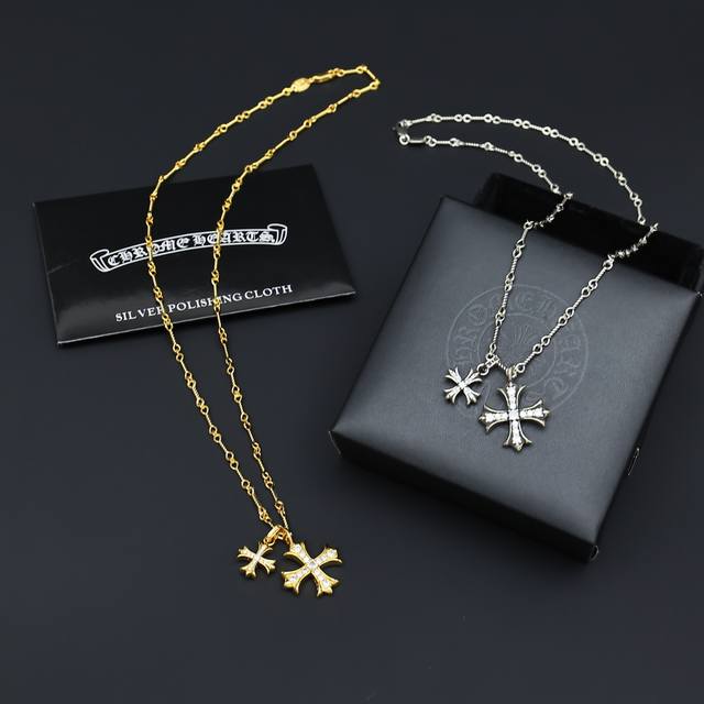 This is so cool! The latest Chrome Hearts necklace! Unbeatable! Factory direct This is so cool! The latest Chrome Hearts necklace! Unbeatable! Factory direct