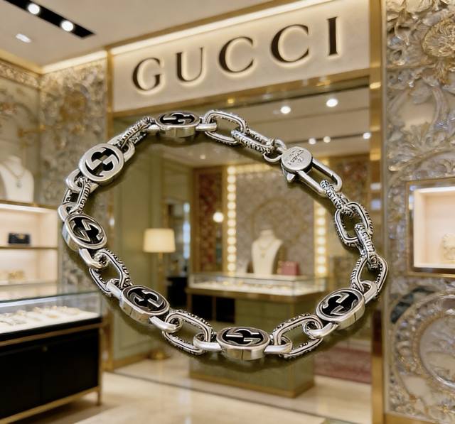 Newly released Gucci bracelet, a classic and exquisite design. The style and qua