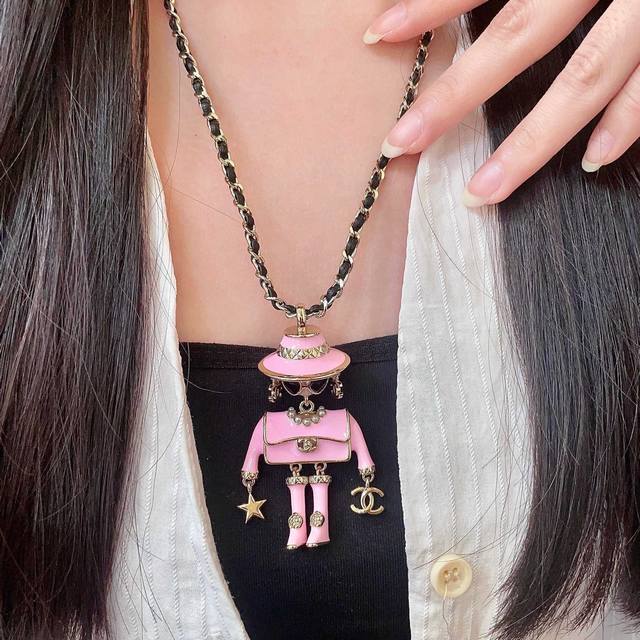 Chanel leather cord necklace DDD