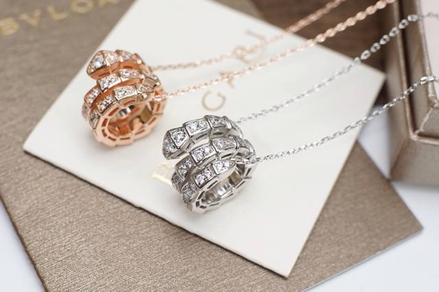 Bvlgari Double-Circle Full-Diamond Snake-Shaped Necklace A Masterpiece Of Charm,