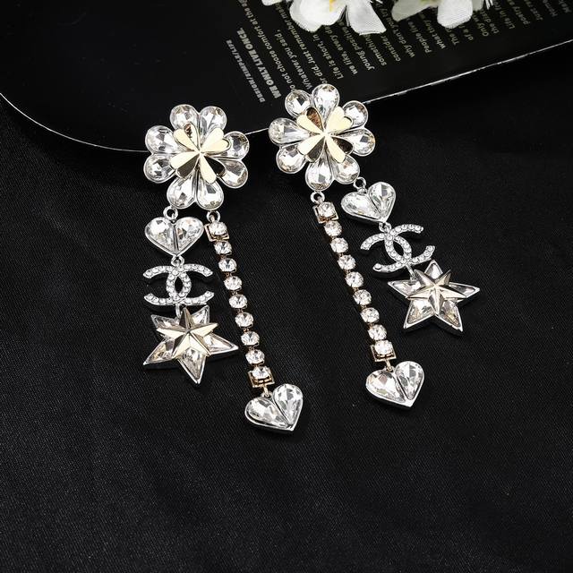 Chanel New Earring, With The Official Store, Double C Ear Studs Meticulously Cra