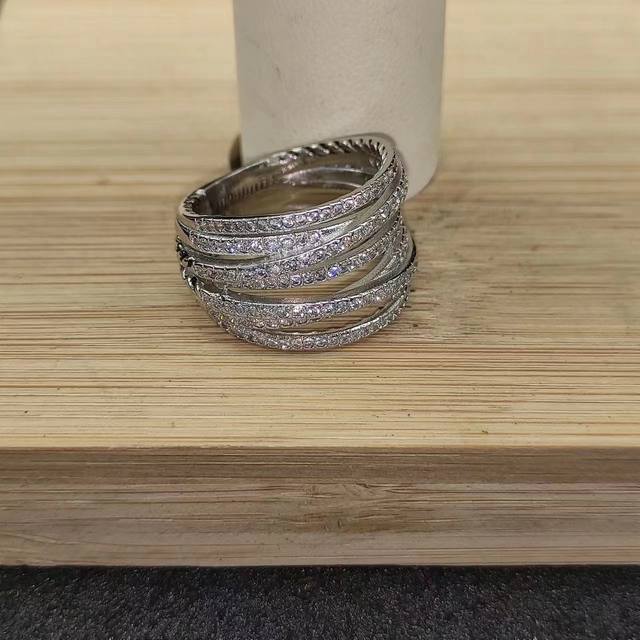 V Gold David Yurman Full Diamond Intertwined Ring Size: Us Sizes, 6-7-8-9, Four