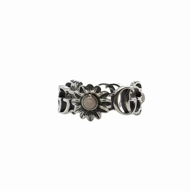 Gucci Pink Mother-Of-Pearl Ring Pure Silver Material, Double G Pattern, Pink Mot