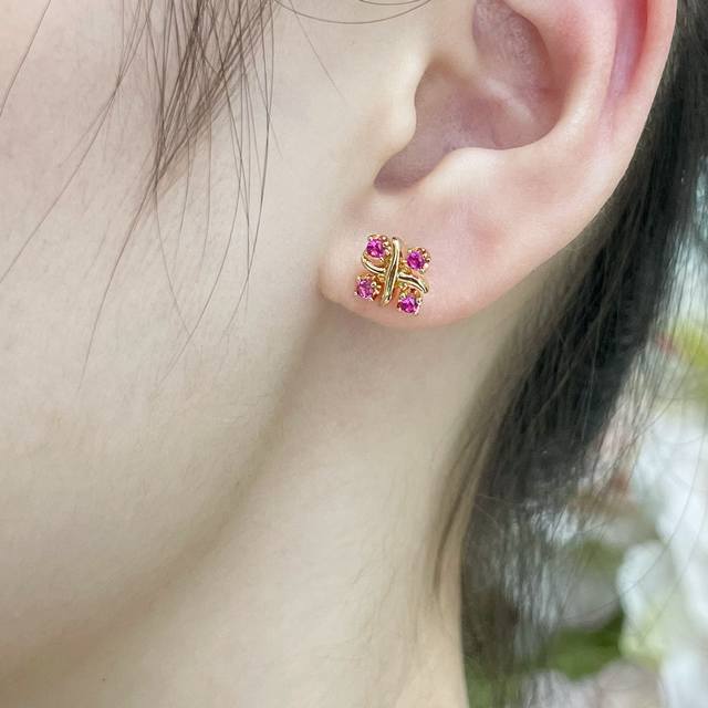 Pink Diamond Tiffany Classic Cross-Color Stud Earrings, Blending Elegance With S