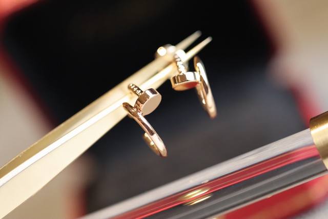 Cartier Juste Un Clou Jewelry Collection This Is A Cartier Series That Many Beau