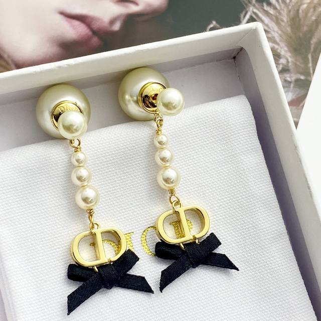 Code E2892 0257820 Dior Ear Studs, Hot-Selling New Arrivals! Dior Large And Smal