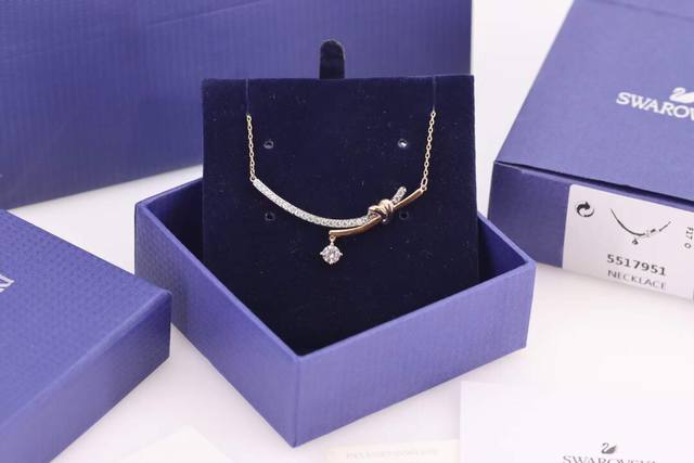 Swarovski Rose White Two-Tone Love Knot Collar Necklace This Dazzling Swarovski