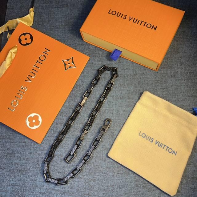 Lv Bamboo-Inspired Necklace Material: Steel The Classic Elegance Of The Monogram
