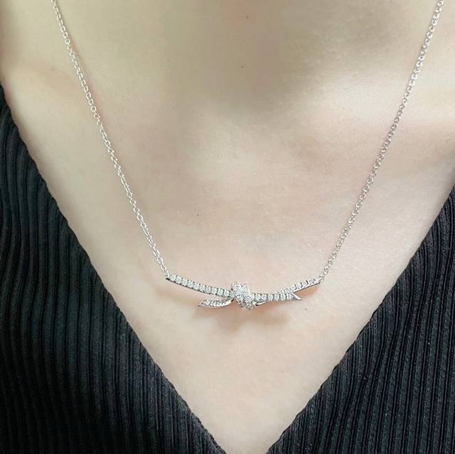 V Gold Material 2320250 Zp Edition, Tiffany Cnc Full Diamond T-Rope Knot Necklac