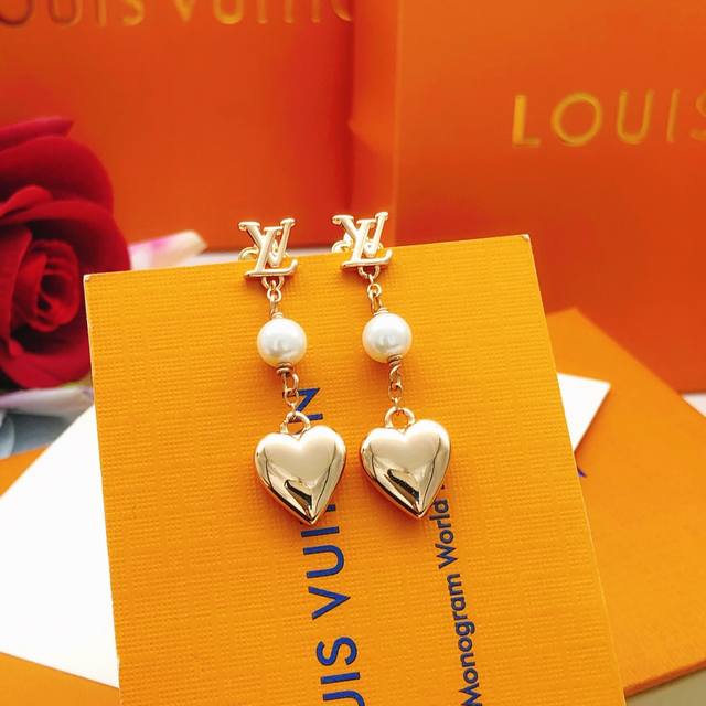 Model No. Led0215 Lv*Latest Rose Gold Heart-Shaped Fringe Earrings, Zp Brass Mat