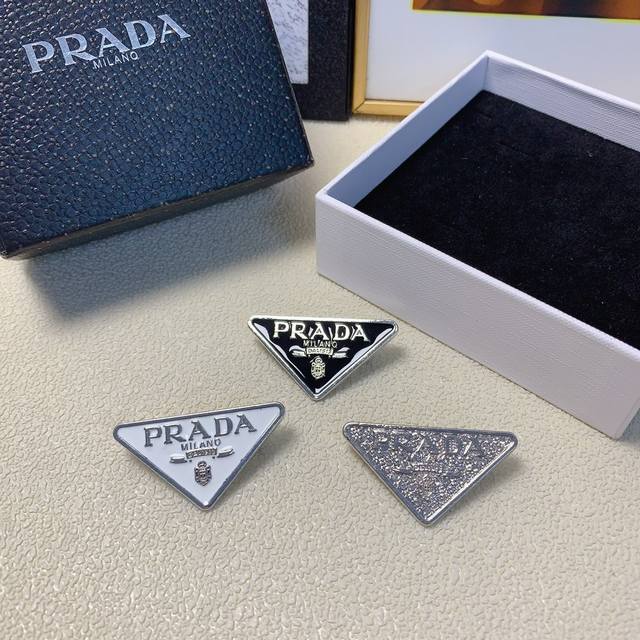Prada Prada Brooch New Triangle Brooch Elegant And Versatile, A Must-Have For Fa