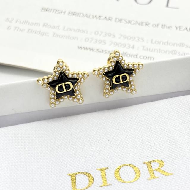 Code E2872 0247825 Dior Ear Studs, A Hot-Selling New Arrival. Dior Black Star Pe