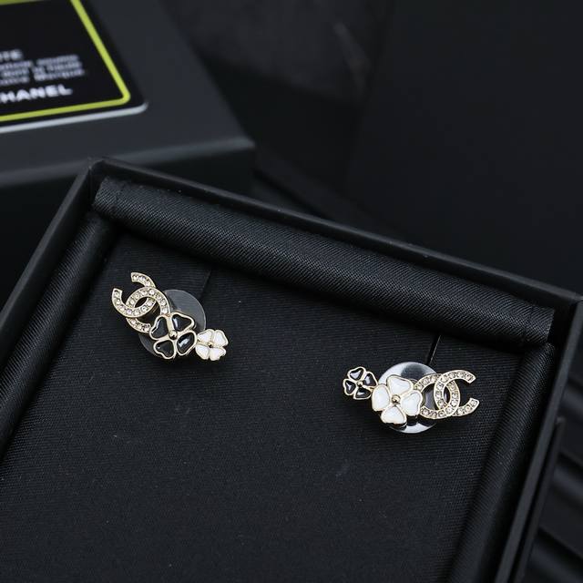 Chanel 25 Enamel Diamond-Studded Camellia Earrings This Season's Stunning Minima
