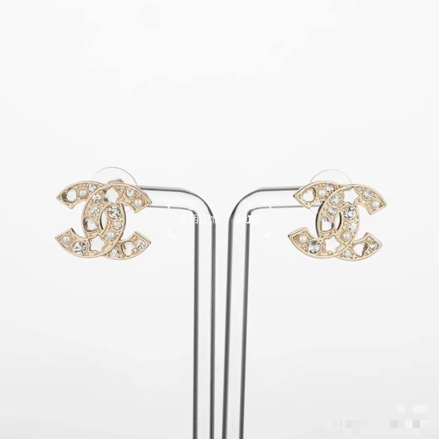Chanel 25-Batch New Ear Studs