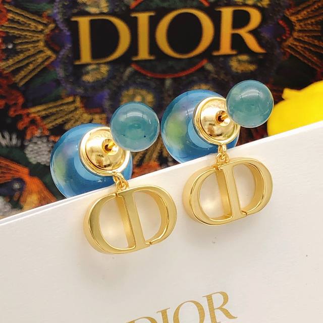 Code Ded0465 Dior Large And Small Pearl Blue Transparent Cd Ultra-Soft