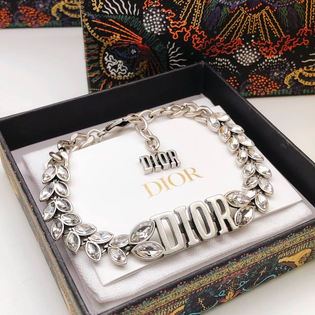 Code Dsl0193 Bracelet Code Dxl0250 Necklace Dio* Latest Silver Teardrop Necklace