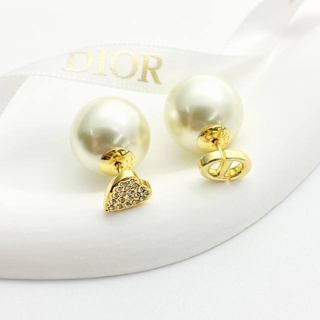 Code E2891 Dior Ear Studs, Hot-Selling New Arrivals Dior Ab-Style Heart-Shaped C