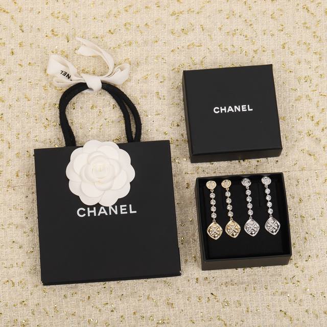 205545 Our Product, Bulk Orders Welcome! Fragrant X Diamond Smooth Ear Studs, Go