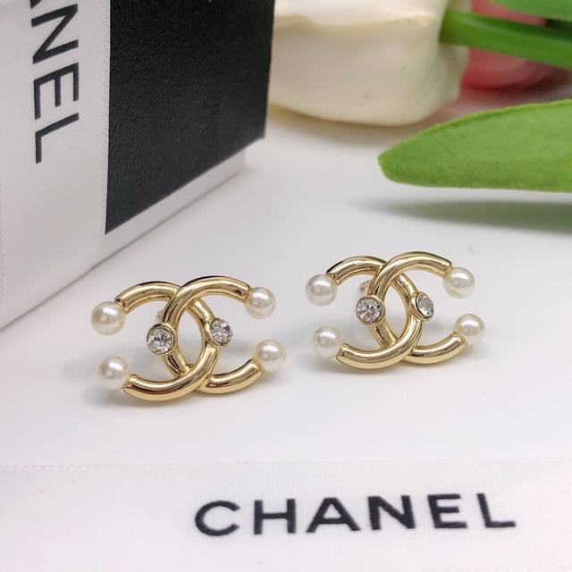 Id Xed0178 Smooth Double C Stud Earrings Autumn/Winter New Arrival Pearl Stud Ea