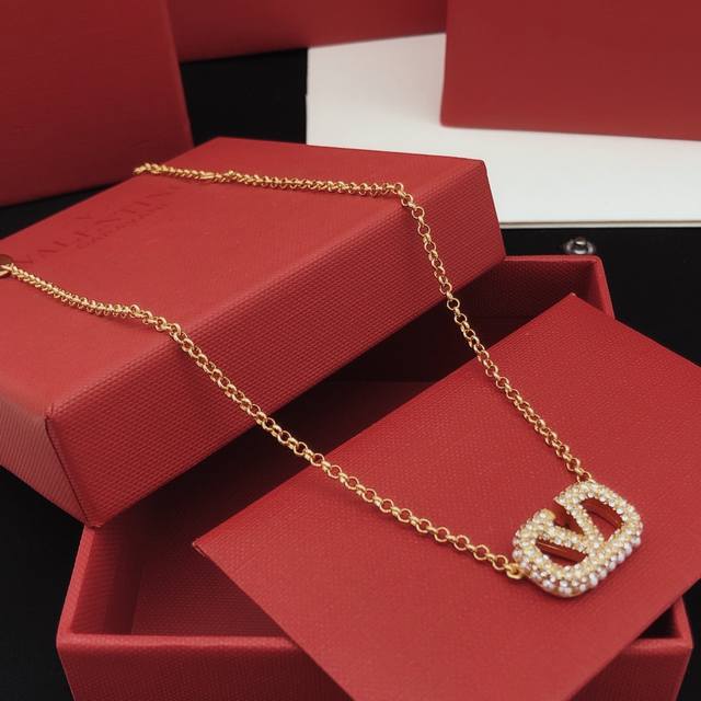 Id Necklace Id Vsl0026 Bracelet Valenti*O Latest Gold Necklace And Bracelet Set,