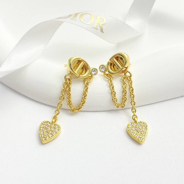Code E2881 Dior Earrings Hot-Selling New Arrival Dior Cd Fringe Heart Earrings C