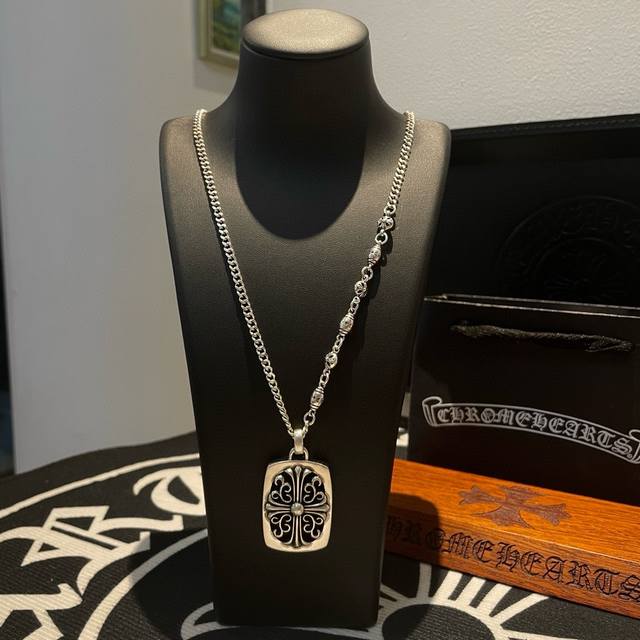 New Arrival, Boutique Quality Chrome Hearts Classic Retro Multi-Element Side-Vie
