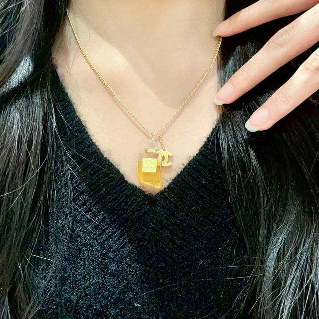 Chanel Pre-Owned Necklace: Chanel's Designs Truly Need No Introduction