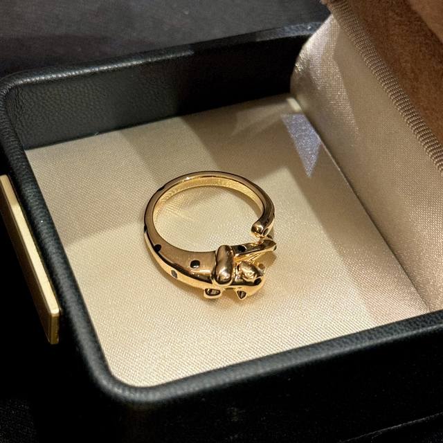 A4534 K-House New Design Spotted Smooth Leopard Open Ring Elegant And Noble Clas