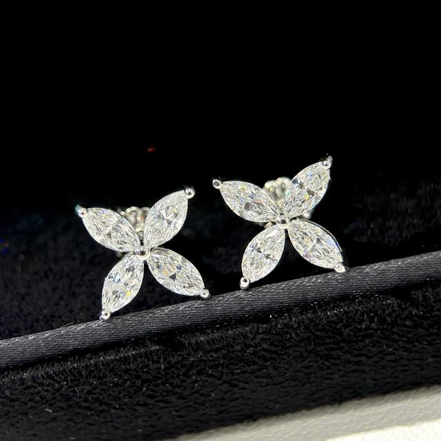 S0211 T-Brand Teardrop Flower Cluster Earrings, Made From 925 Sterling Silver,Pt