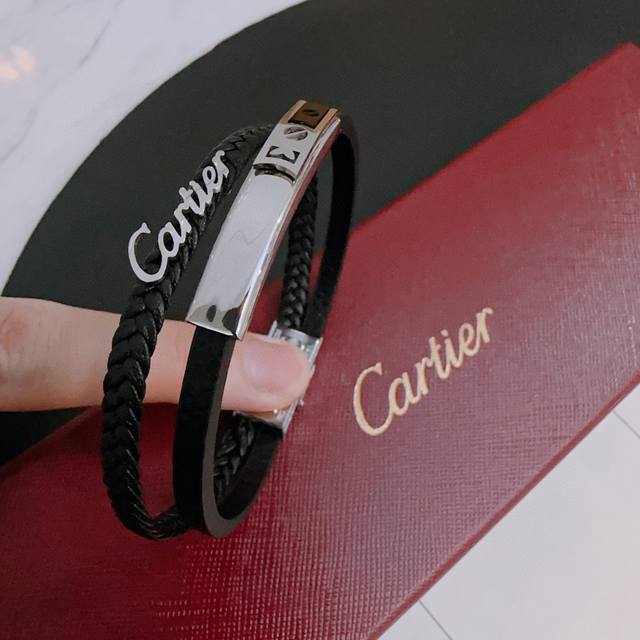 High-Quality Cartier Calfskin Leather Bracelet, Authentic Store-Quality New Desi