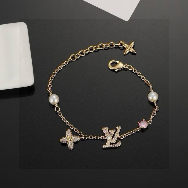 Premium Edition Louis Vuitton Bracelet, Crafted With Exceptional Artistry, Featu