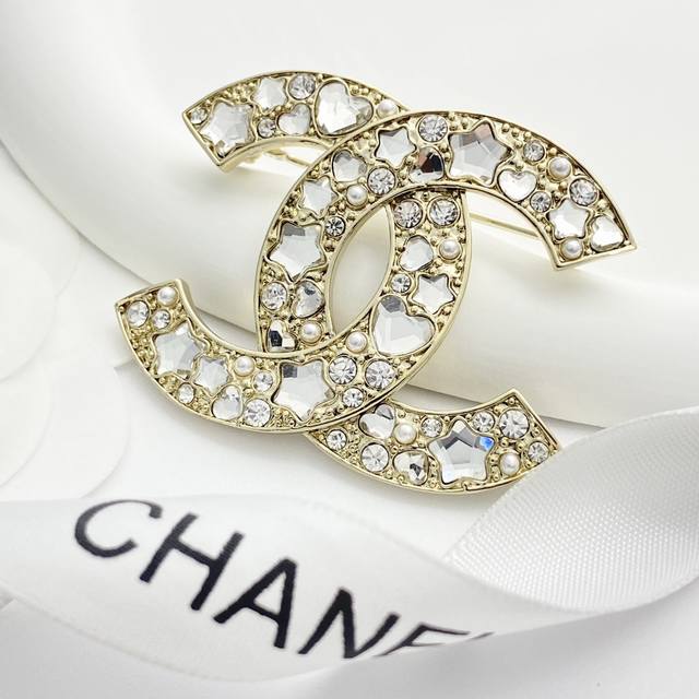 Today's New Arrival, Code A765 0267825 Chanel Brooch, Hot-Selling New Arrival Ch