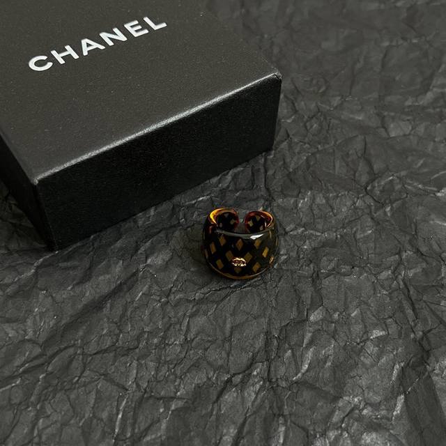 Chanel Vintage Ring: Chanel's Designs Truly Need No Introduction