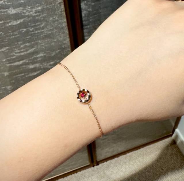 V-Gold Material. Authentic Design Chanel Cnc-Carved Diamond-Patterned Pink Diamo
