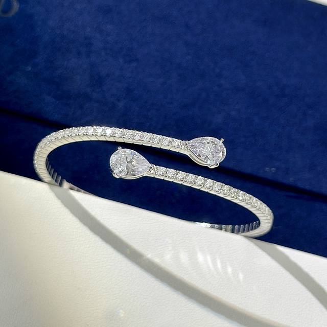 A1448 New Arrival Graff Double Teardrop Full Diamond Bracelet Jewelry Crafted Wi
