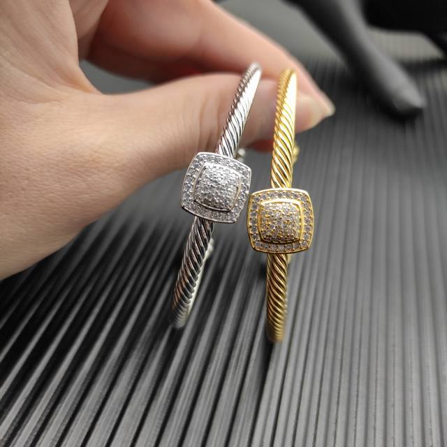 David Yurman 4Mm Full Diamond Square Diamond Chain Bracelet In Silver And Gold.