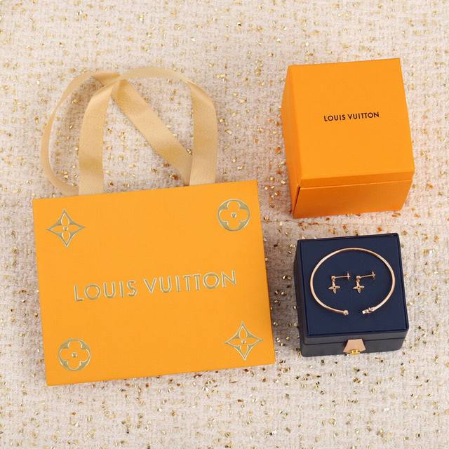 Pure Silver Precision-Crafted 0.5-Carat Gold Louls Vultton Series Highly Recomme