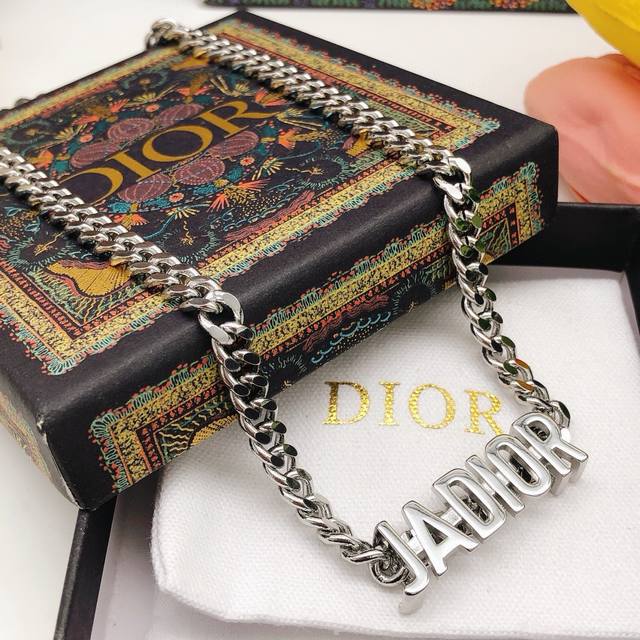 Id Dxl0211 Dio*Latest Jadior Letter Necklace In Silver, Consistent With Zp Brass