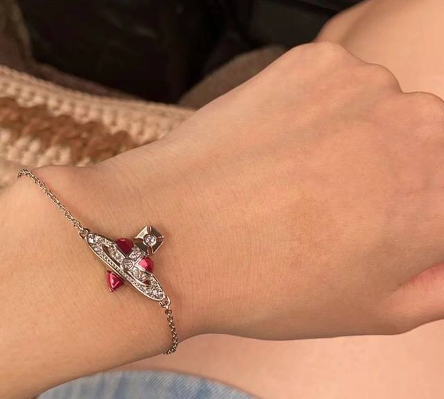 Our Product. For Bulk Orders, Contact Customer Service. Viviennewestwood Heart-S