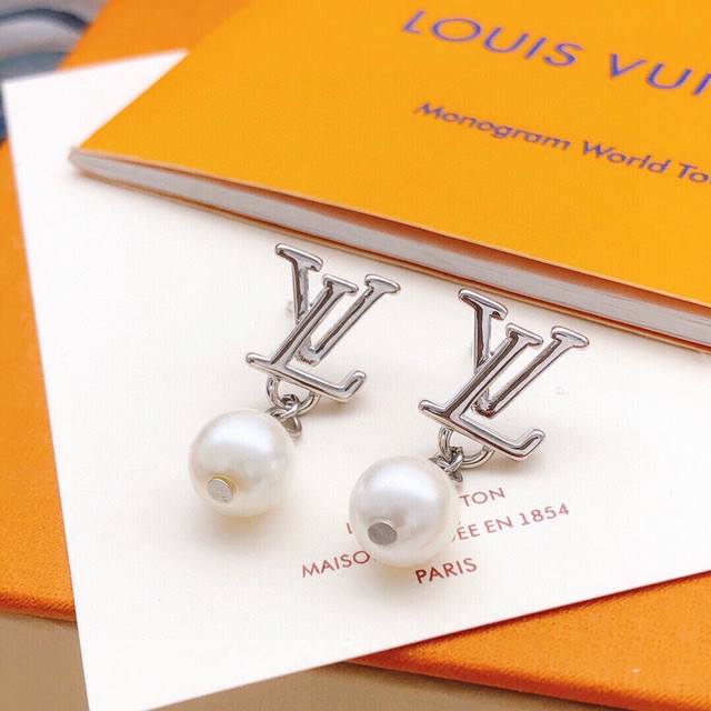 Model No. Led0172 Lv*Latest Silver Pearl Drop Earrings, Zp Brass Material