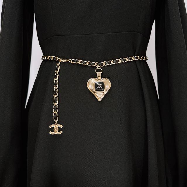 Xiao Xiang Heart Pendant Braided Chain Waist Chain